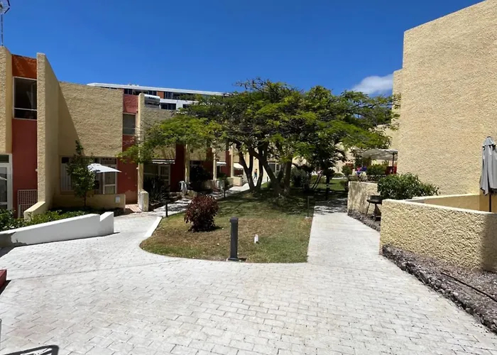 아파트 El Cortijo Bungallows 플라야데라스아메리카스